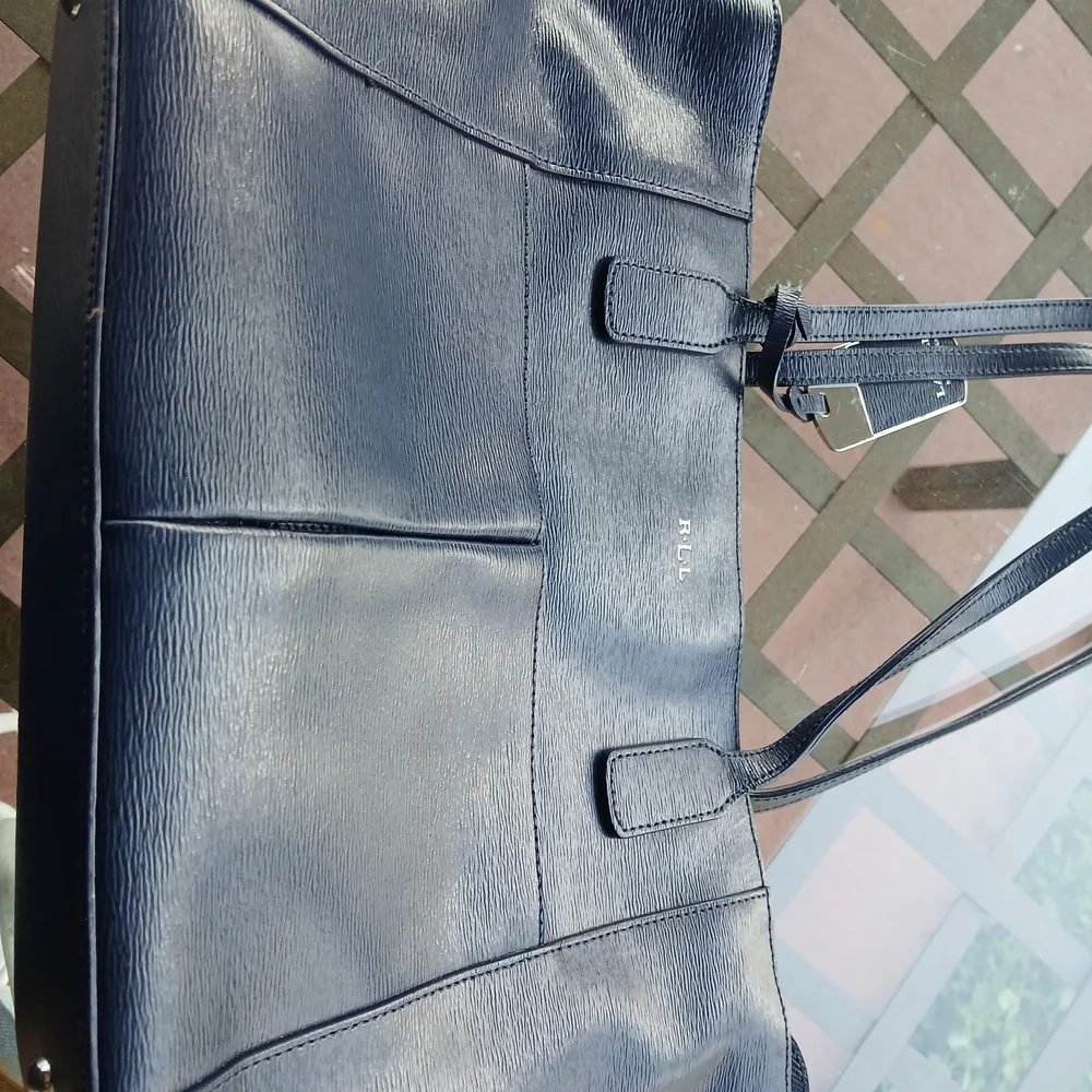 Lauren Ralph Lauren Black Leather Tote Bag - Picture 13 of 15